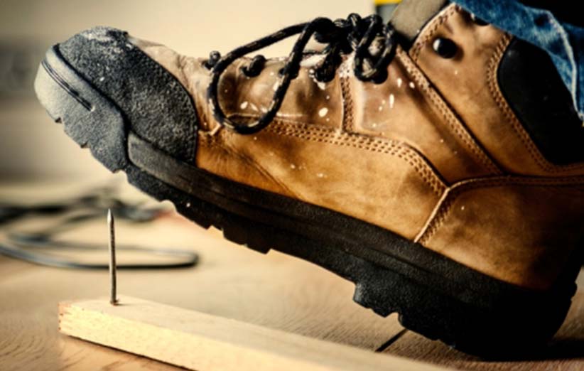 آیا کفش ایمنی از آهن ساخته شده ؟